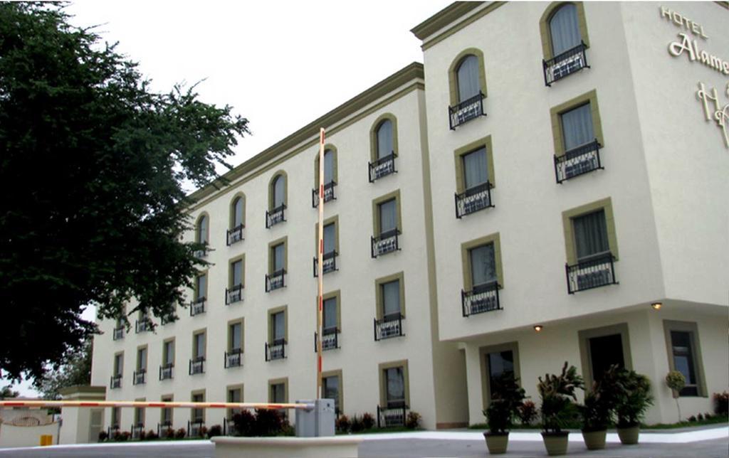 Hotel Alameda Express Matamoros  Extérieur photo