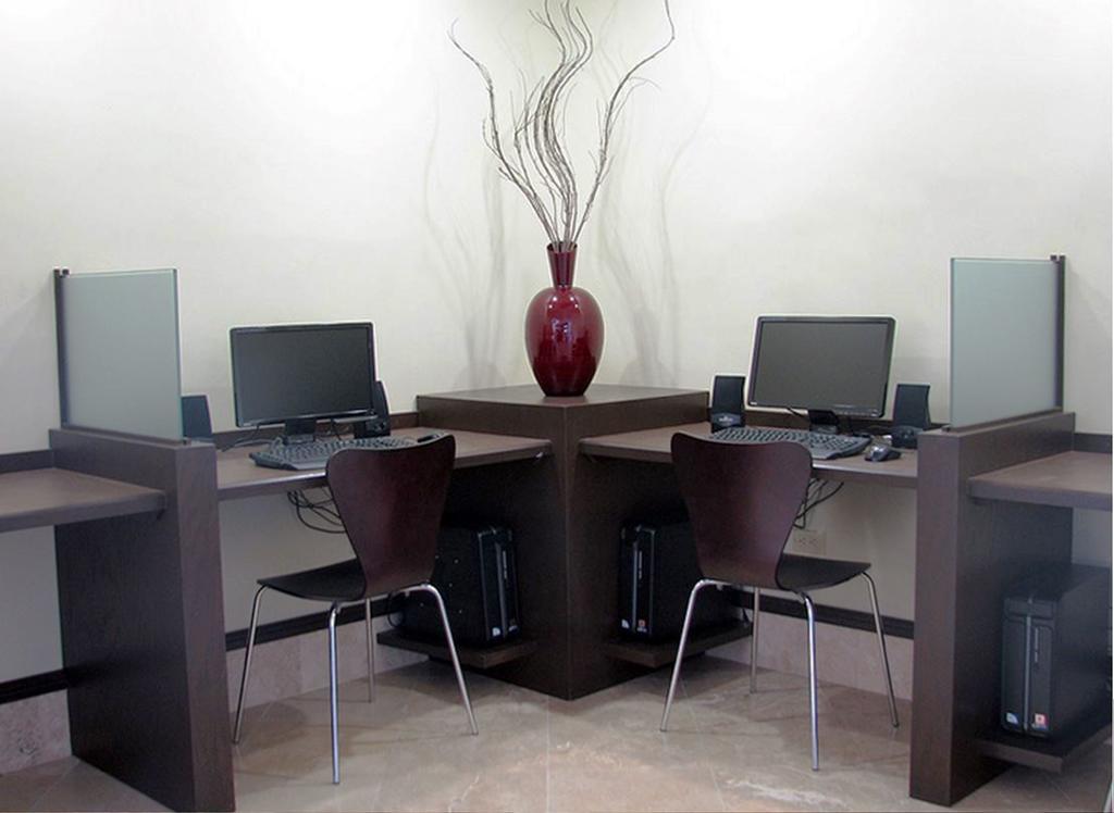 Hotel Alameda Express Matamoros  Extérieur photo